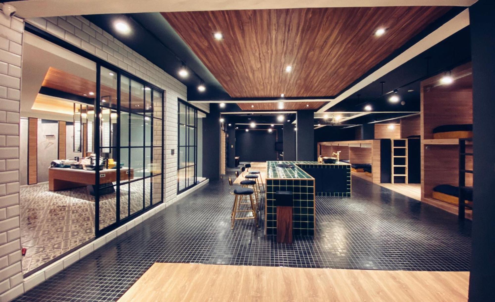 Perbed Hostel-Taichung Station ภายนอก รูปภาพ