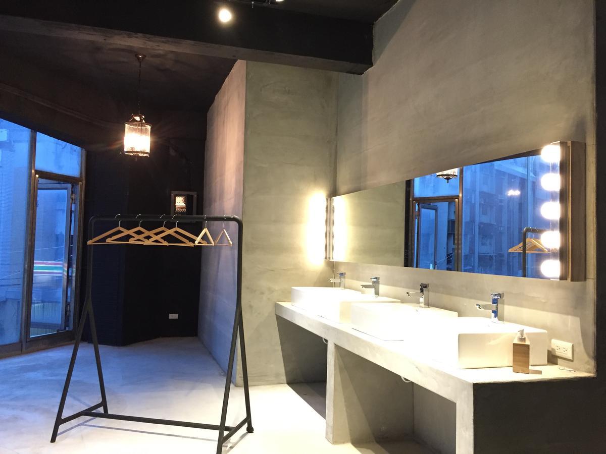 Perbed Hostel-Taichung Station ภายนอก รูปภาพ