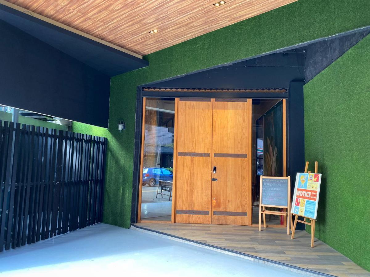 Perbed Hostel-Taichung Station ภายนอก รูปภาพ